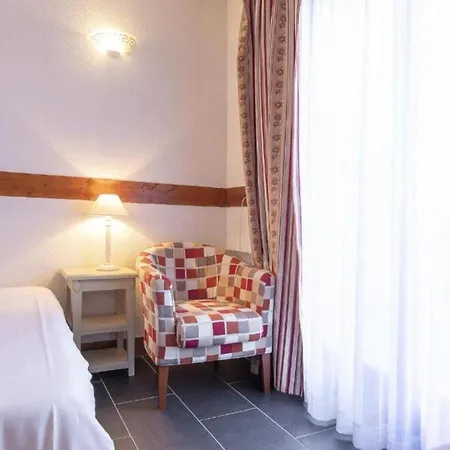 Les Aiguilles De Warens - Apartament